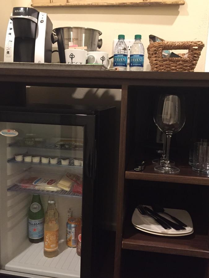 Rest, A Boutique Hotel 普里茅斯 外观 照片
