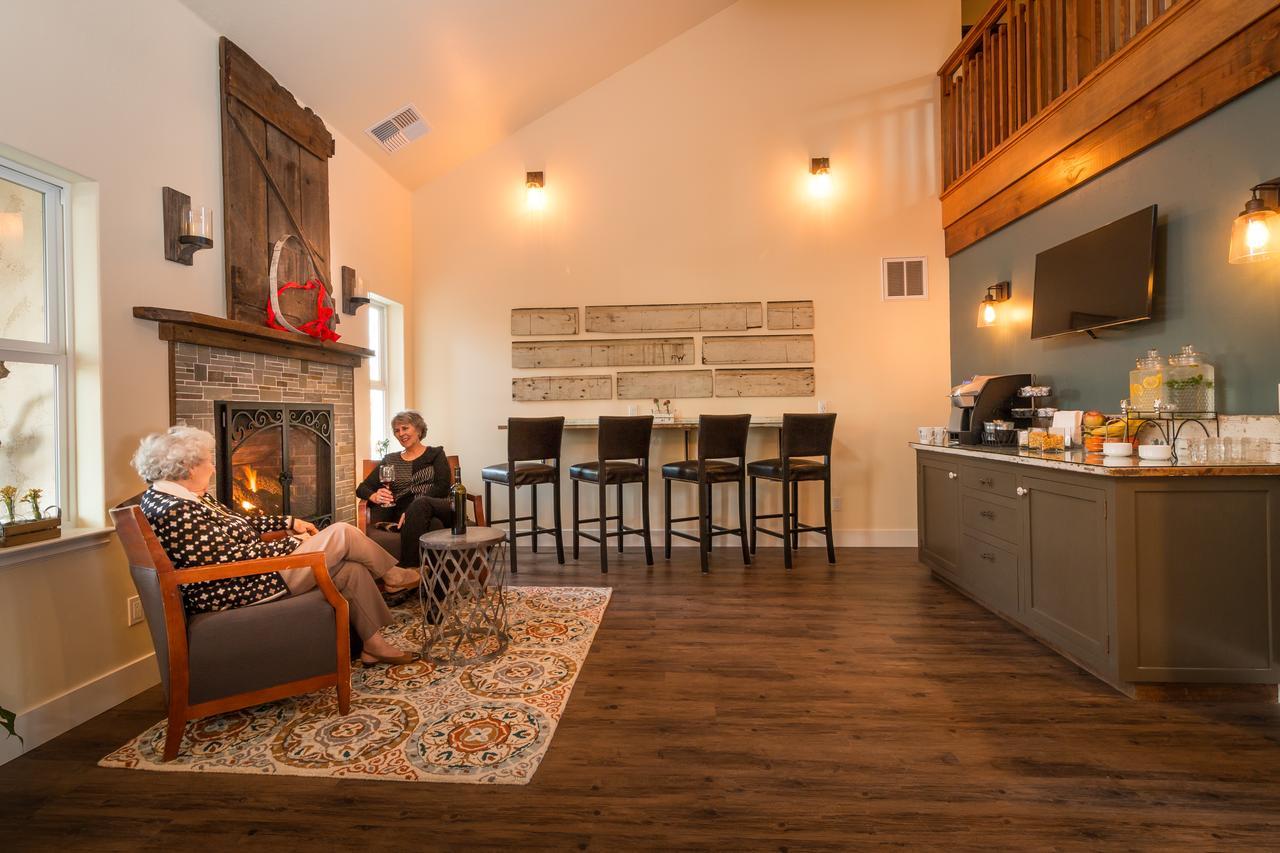 Rest, A Boutique Hotel 普里茅斯 外观 照片