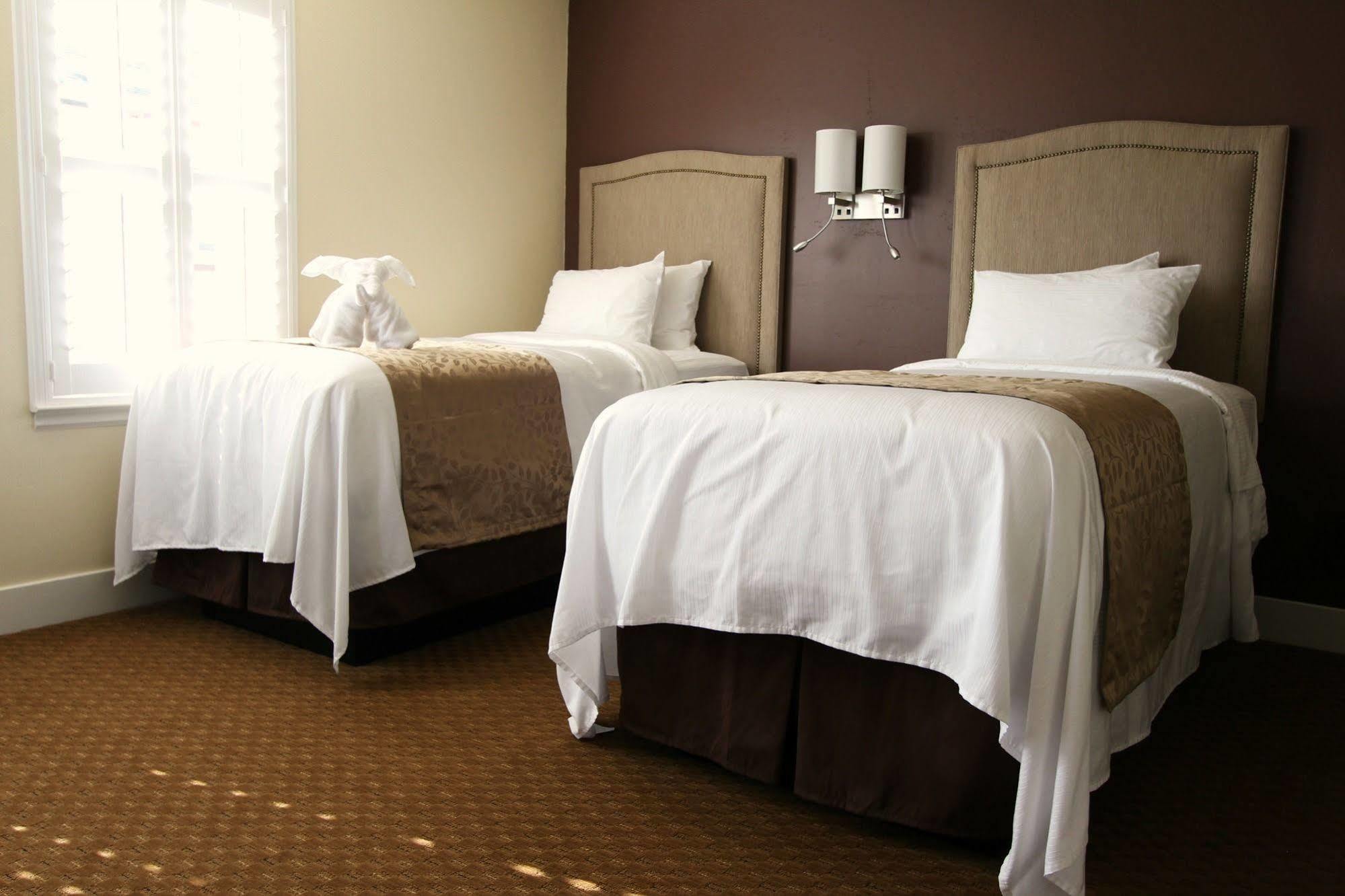 Rest, A Boutique Hotel 普里茅斯 外观 照片